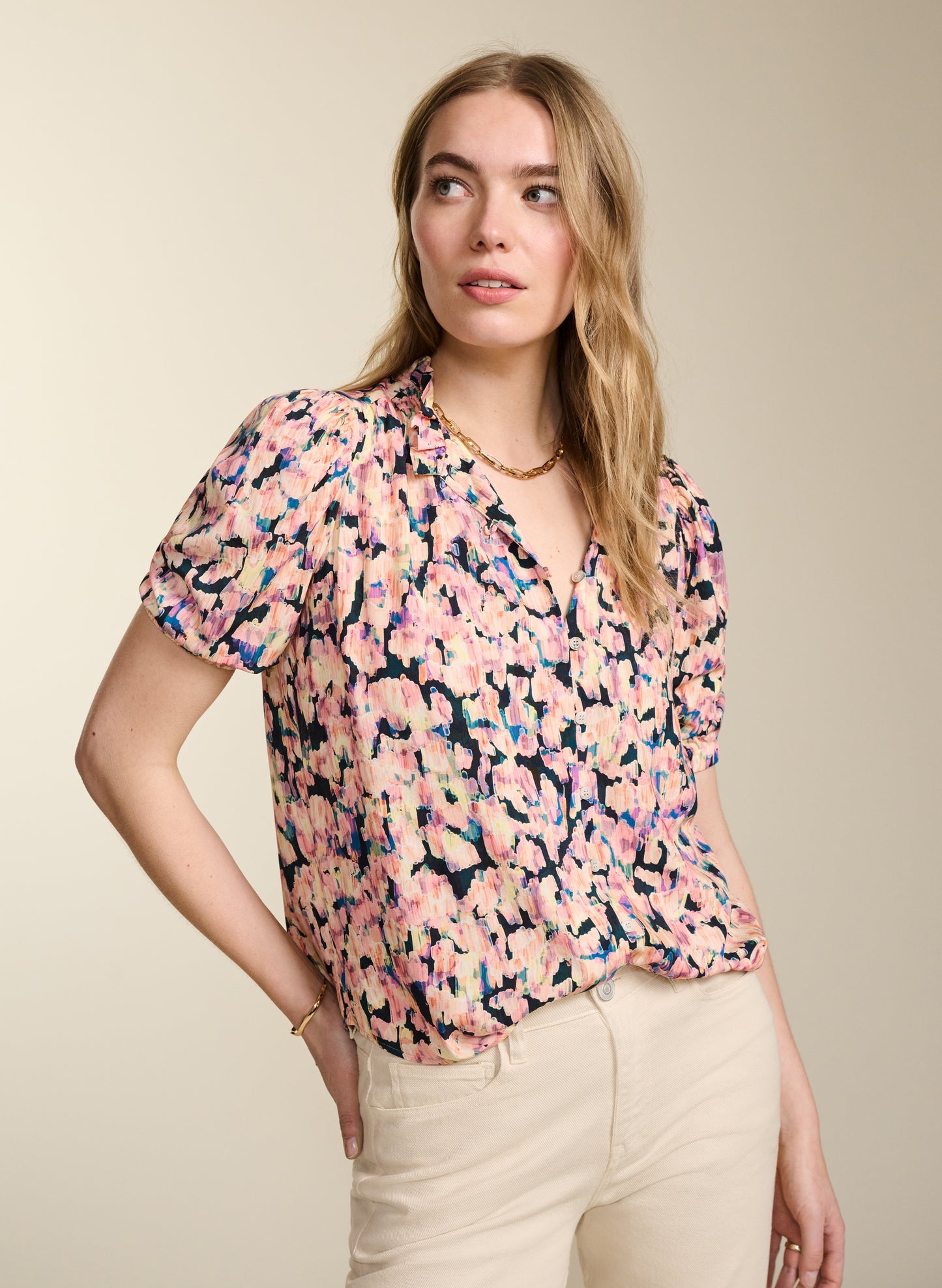 Maria Blouse with LENZING™ ECOVERO™ to Rent