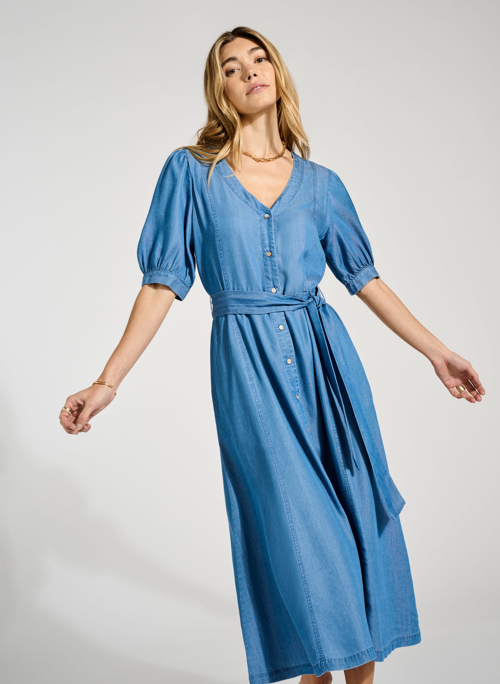 Yasmyn Dress with TENCEL™ Mid Wash Indigo Baukjen