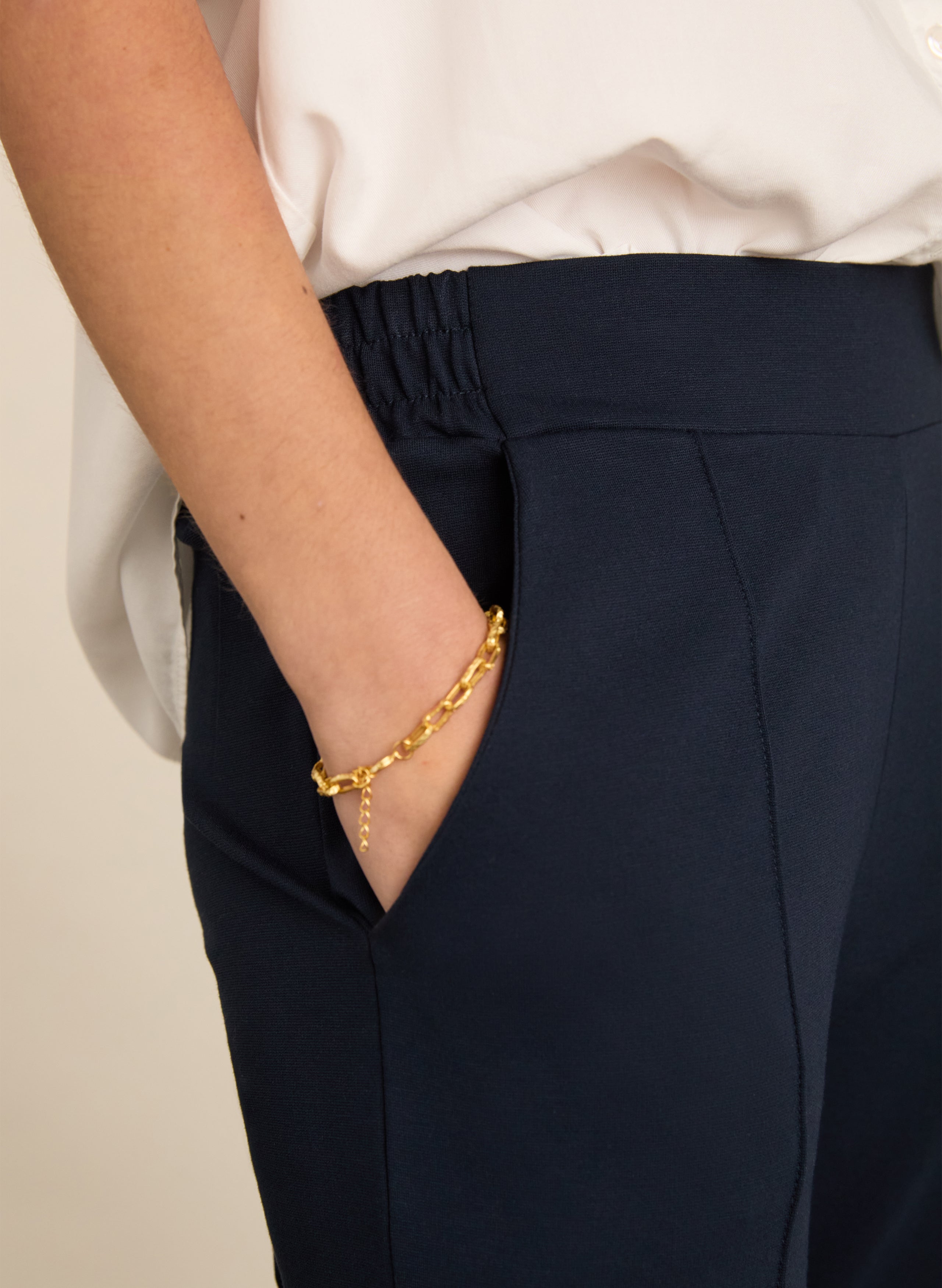 Ebru Ponte Straight Leg Crop Trousers