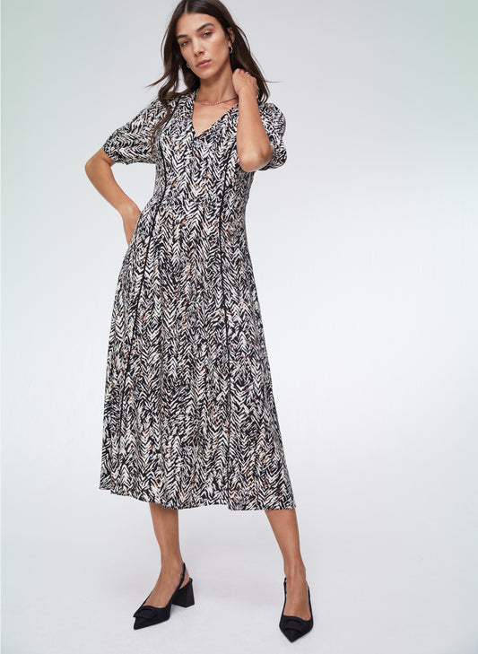 Callie Dress with LENZING™ ECOVERO™ to Rent