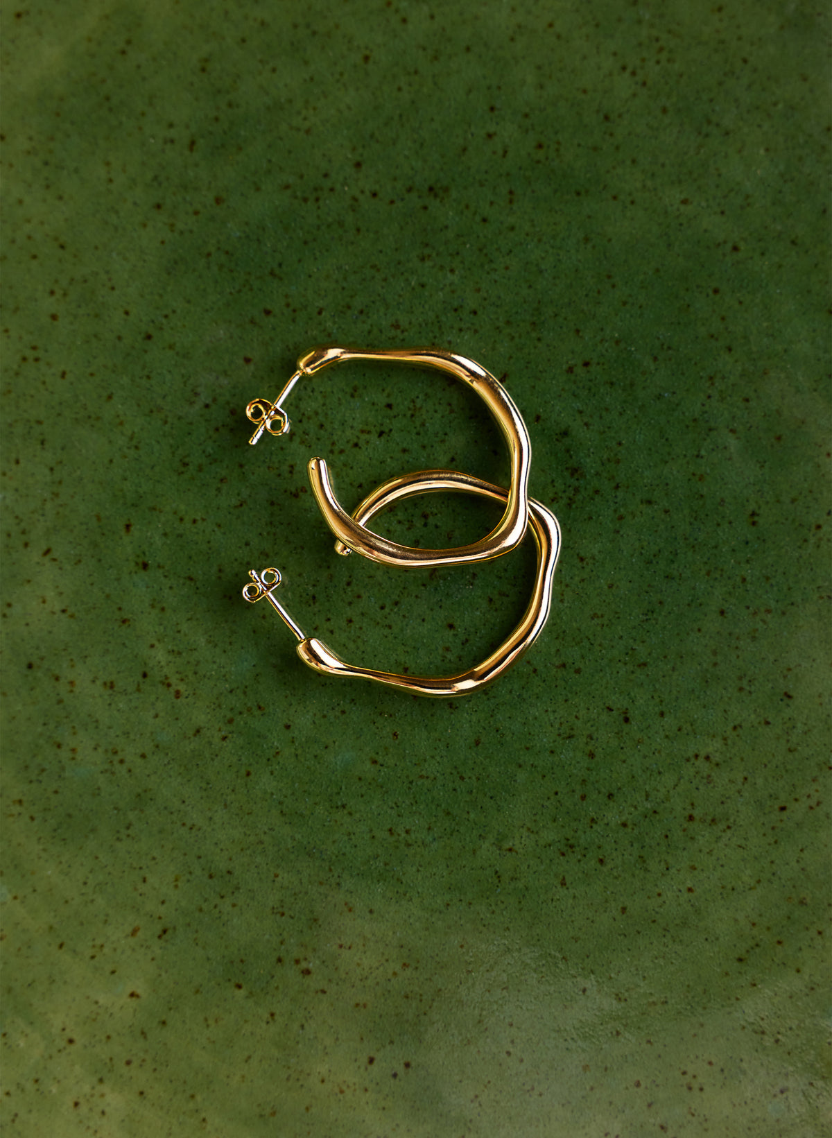 Inez Wave Hoop Earrings