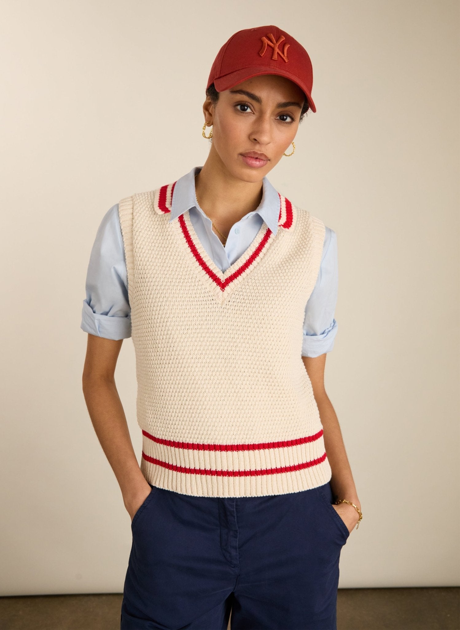Agnes Ecotec Knitted Vest - Cream & Crimson Baukjen