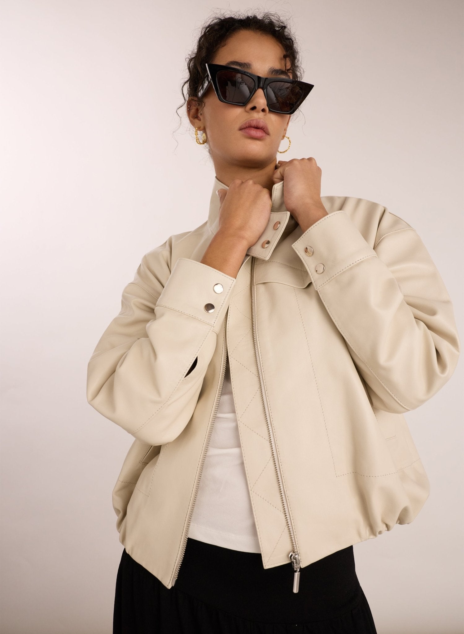 Alara Soft Leather Bomber Jacket - Chalk White Baukjen