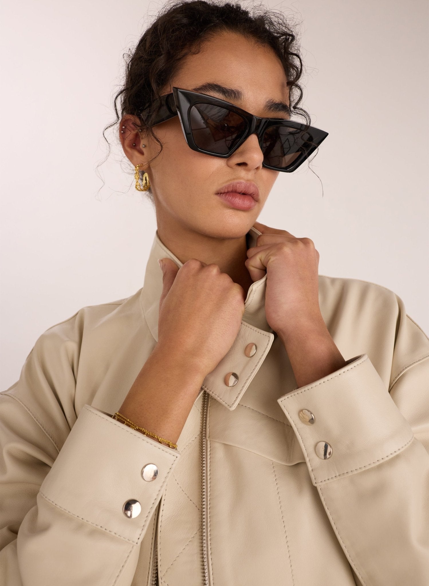 Alara Soft Leather Bomber Jacket - Chalk White Baukjen