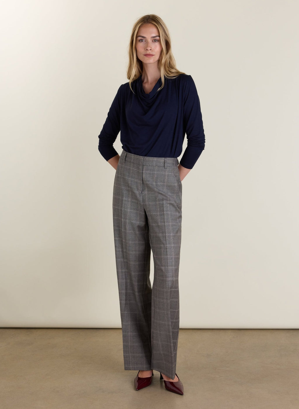 Albie Draped Top - Navy Baukjen