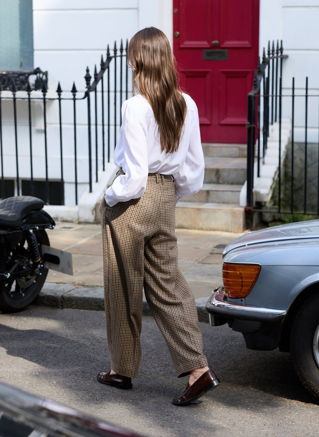 Alex Tailored Barrel Leg Trousers - Neutral Puppytooth Check Baukjen