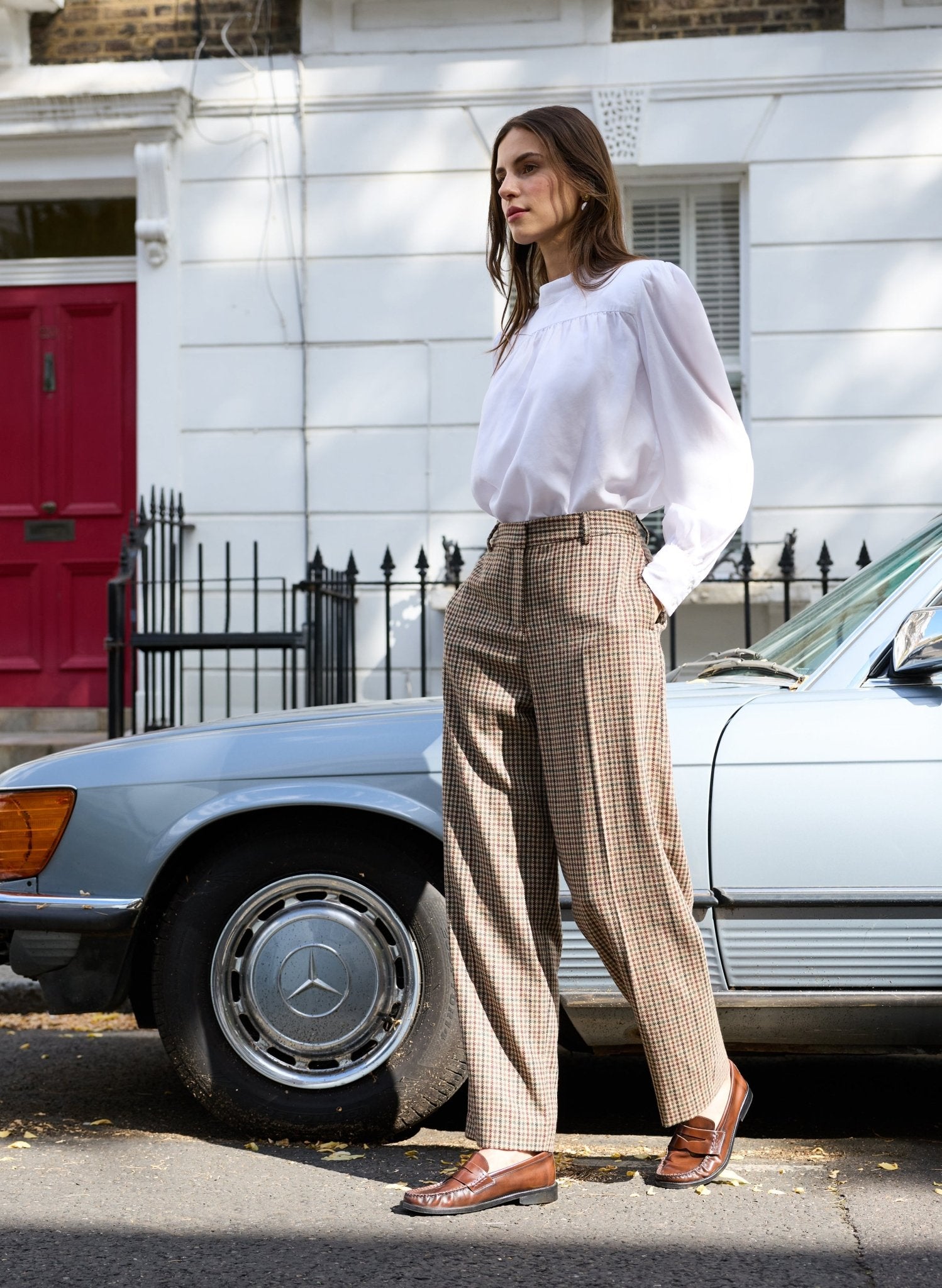 Alex Tailored Barrel Leg Trousers - Neutral Puppytooth Check Baukjen