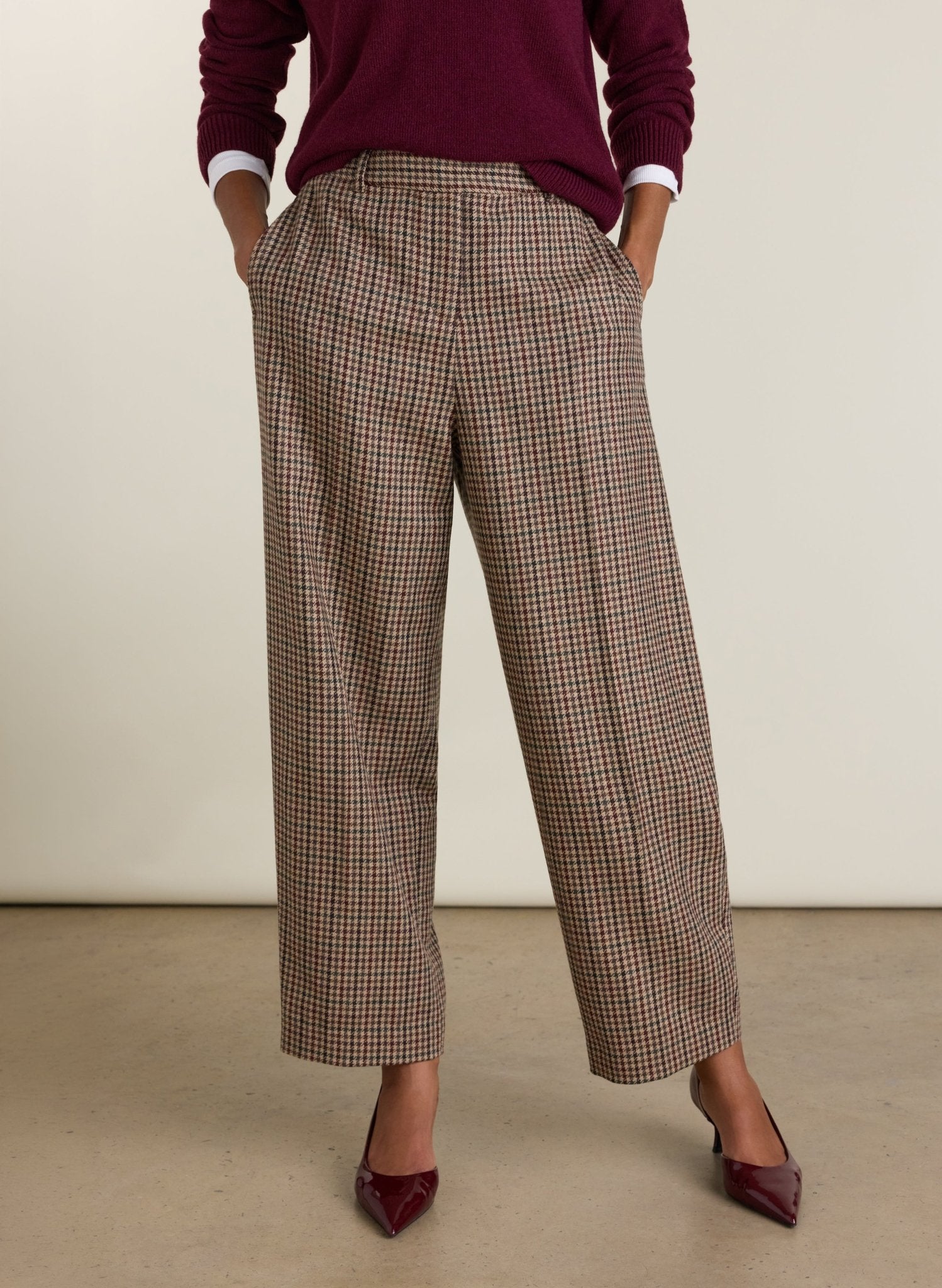 Alex Tailored Barrel Leg Trousers - Neutral Puppytooth Check Baukjen