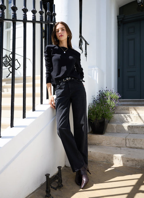 Alexa Strong Shoulder Top - Black Baukjen