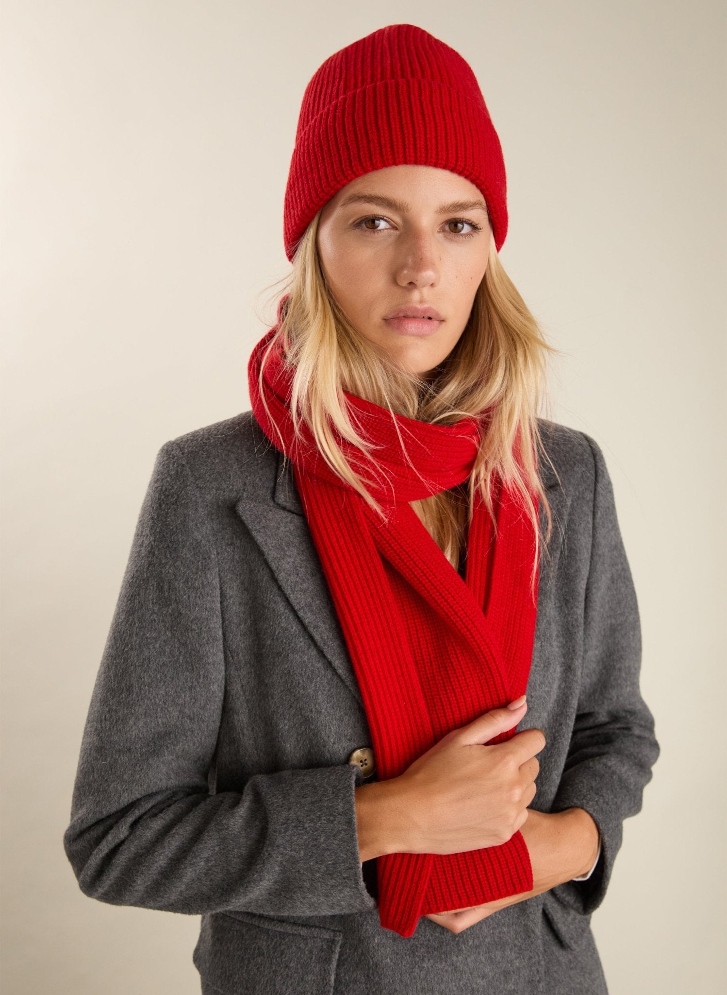Alina Recycled Wool Scarf - Crimson Red - One Size | Baukjen