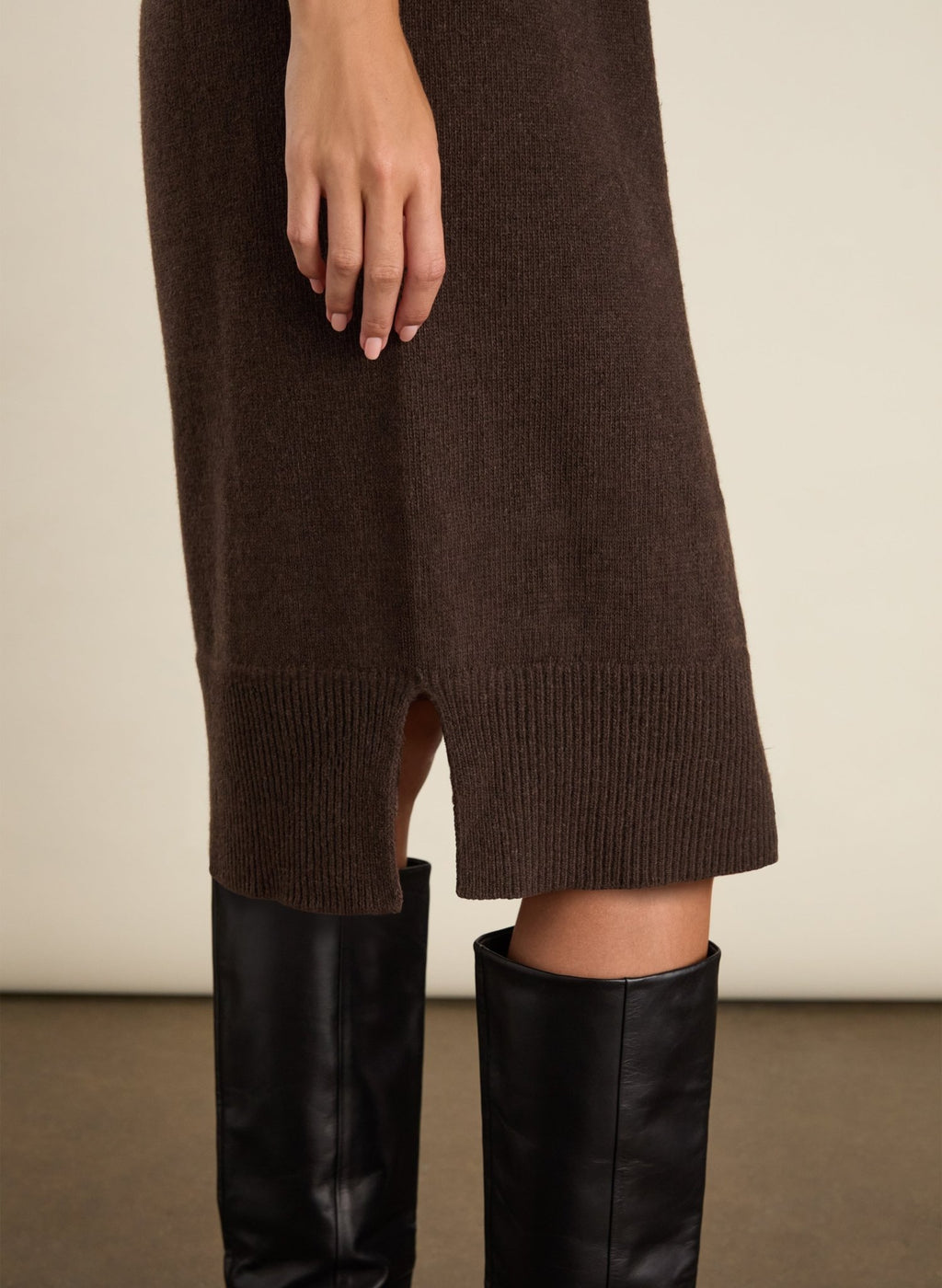 Alison Wool Blend Knitted Dress - Dark Chocolate Baukjen