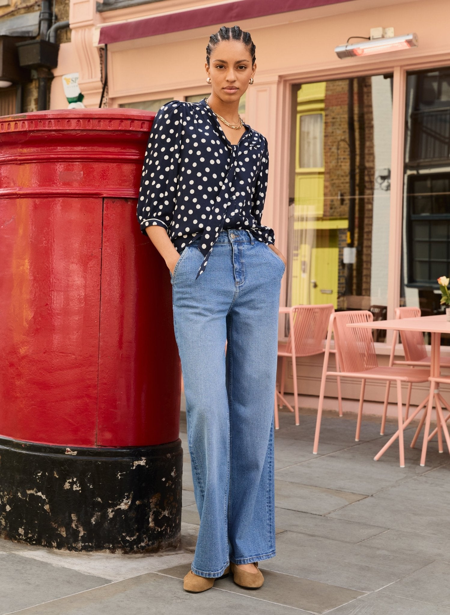 Amalie Printed Tie Neck Blouse - Navy Mini Polka Baukjen
