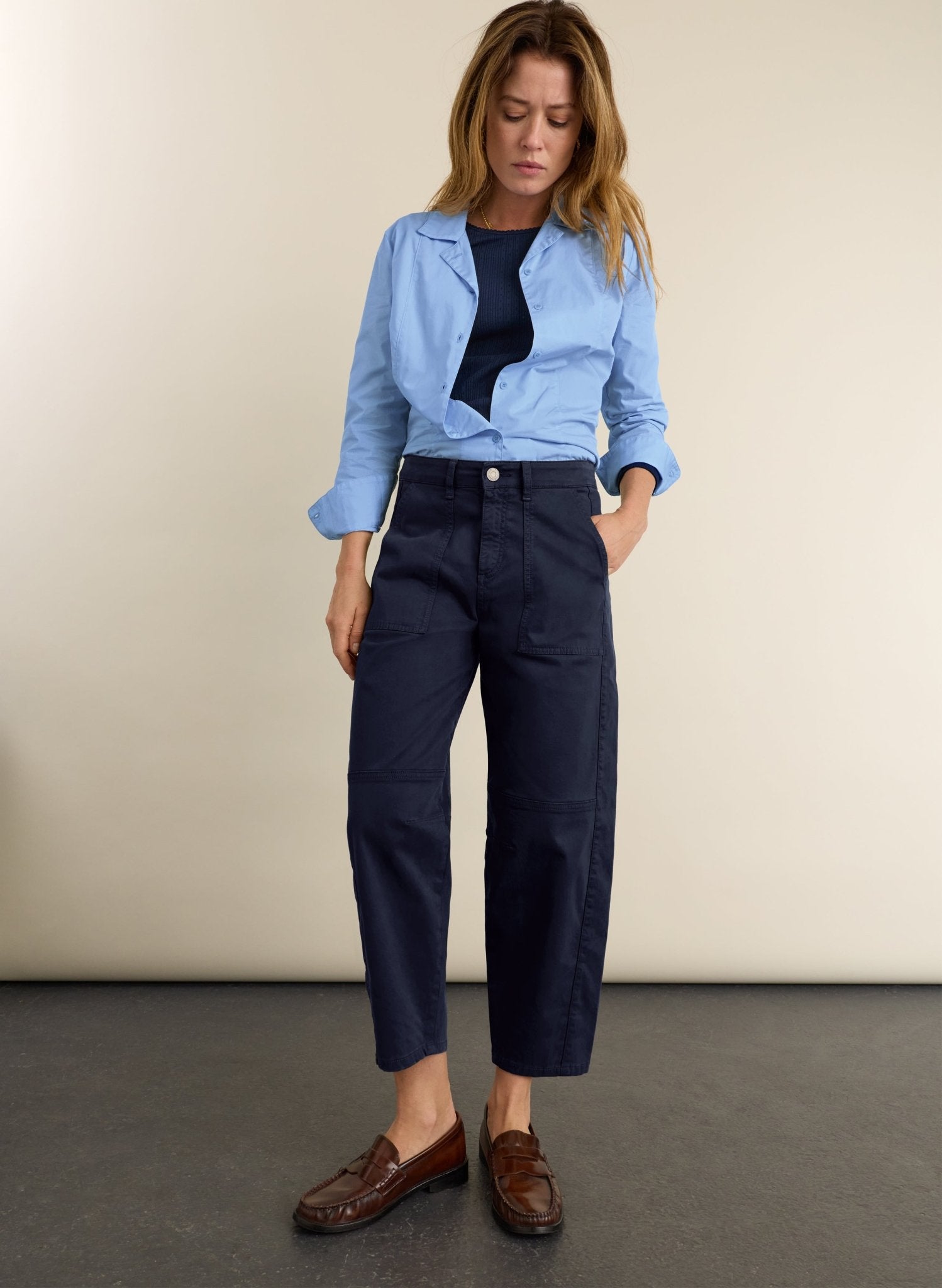 Amelia Organic Cotton Barrel Leg Cargo Trousers - French Navy Baukjen