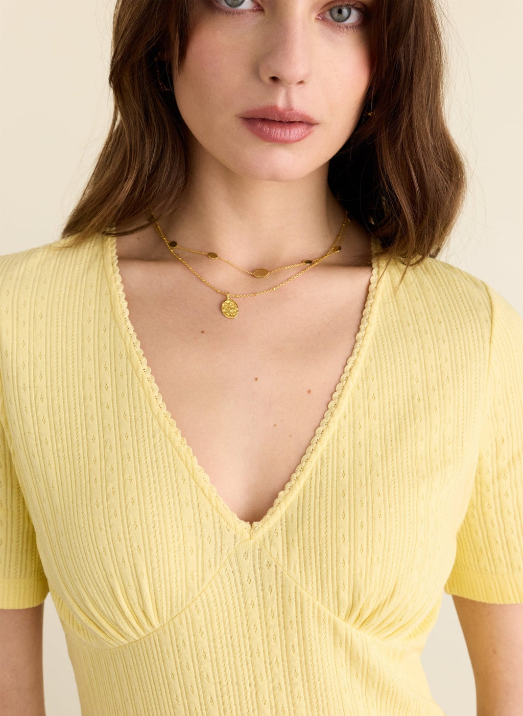 Antoinette Organic Pretty Rib V - Neck Top - Butter Yellow Baukjen