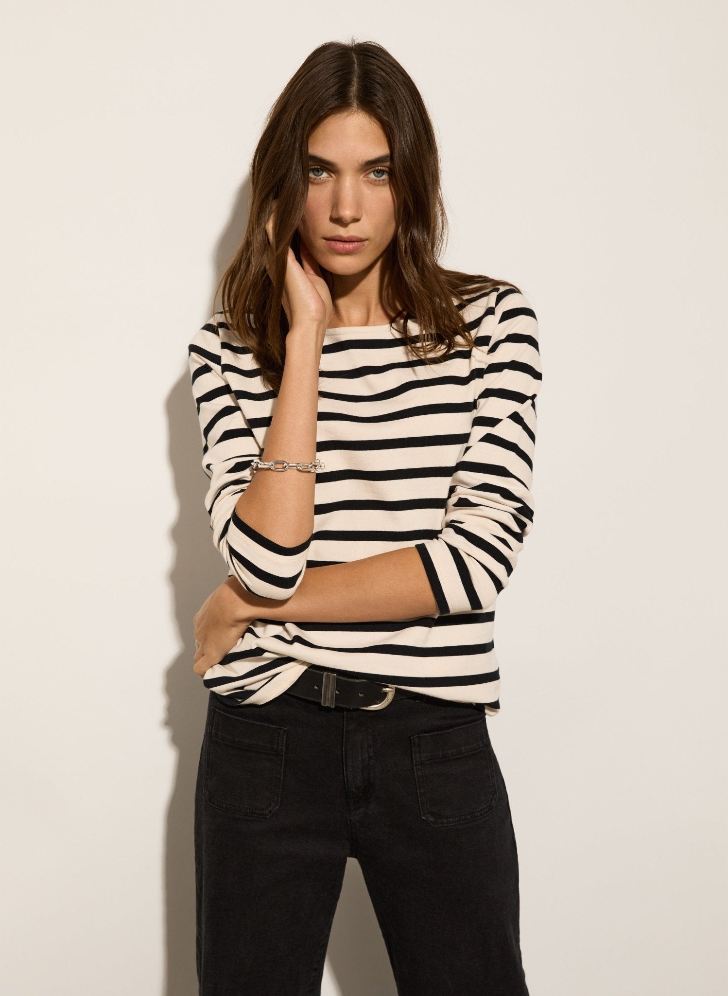 Ashley Organic Cotton Top - Antique White & Caviar Black Baukjen