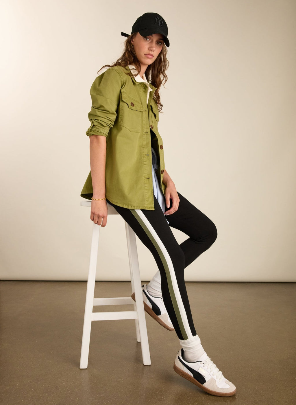 Avery Side Stripe Leggings - Caviar Black, White & Olive Baukjen