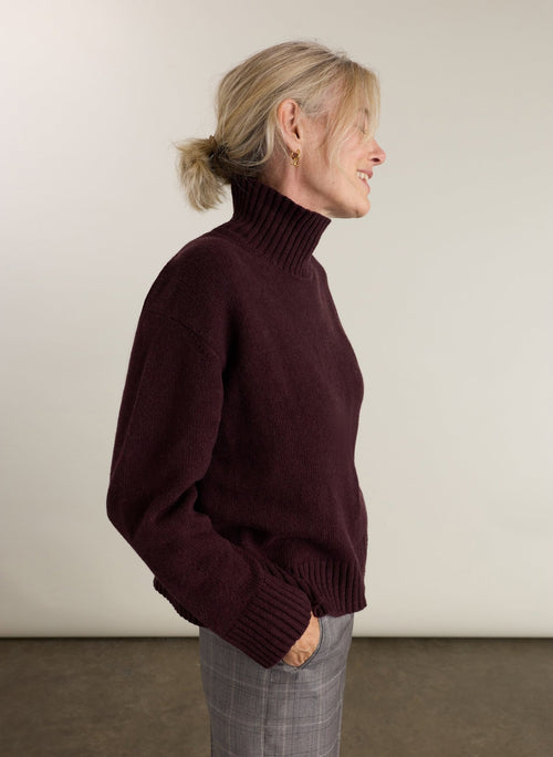 Bella Cashmere Turtleneck Jumper - Plum Baukjen