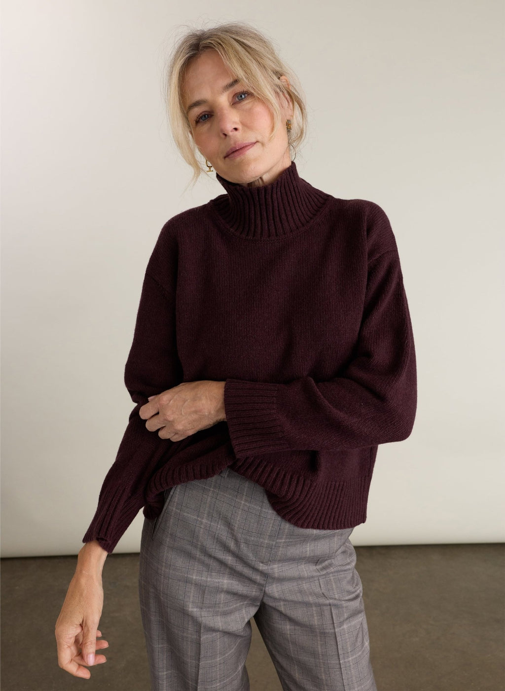Bella Cashmere Turtleneck Jumper - Plum Baukjen