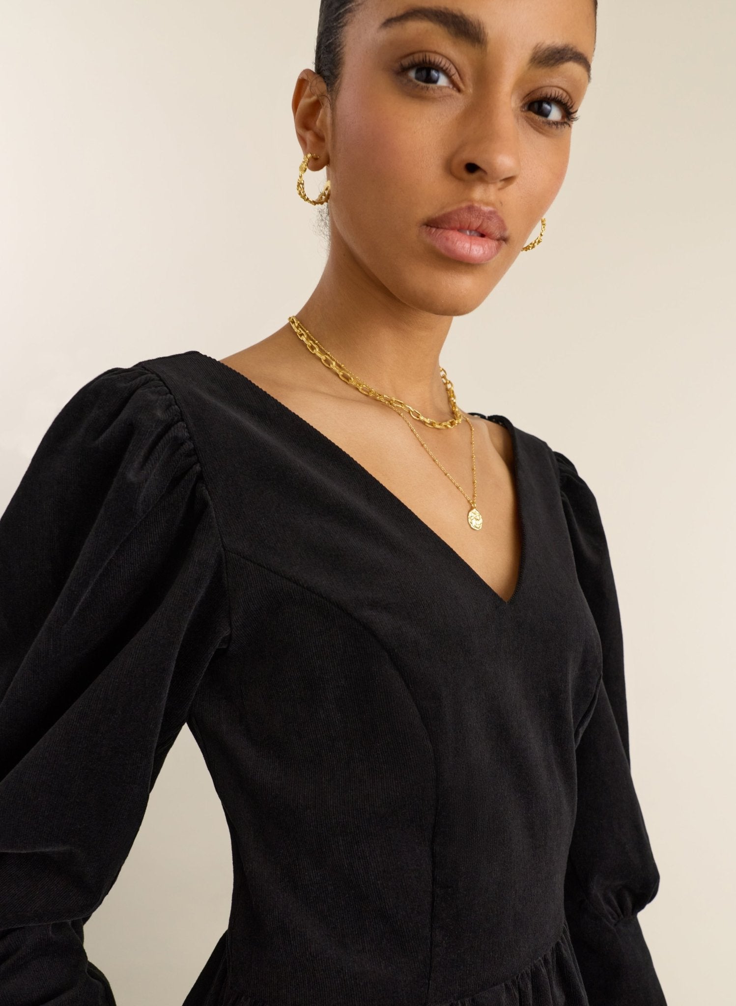 Benedita Midi Dress - Caviar Black Baukjen