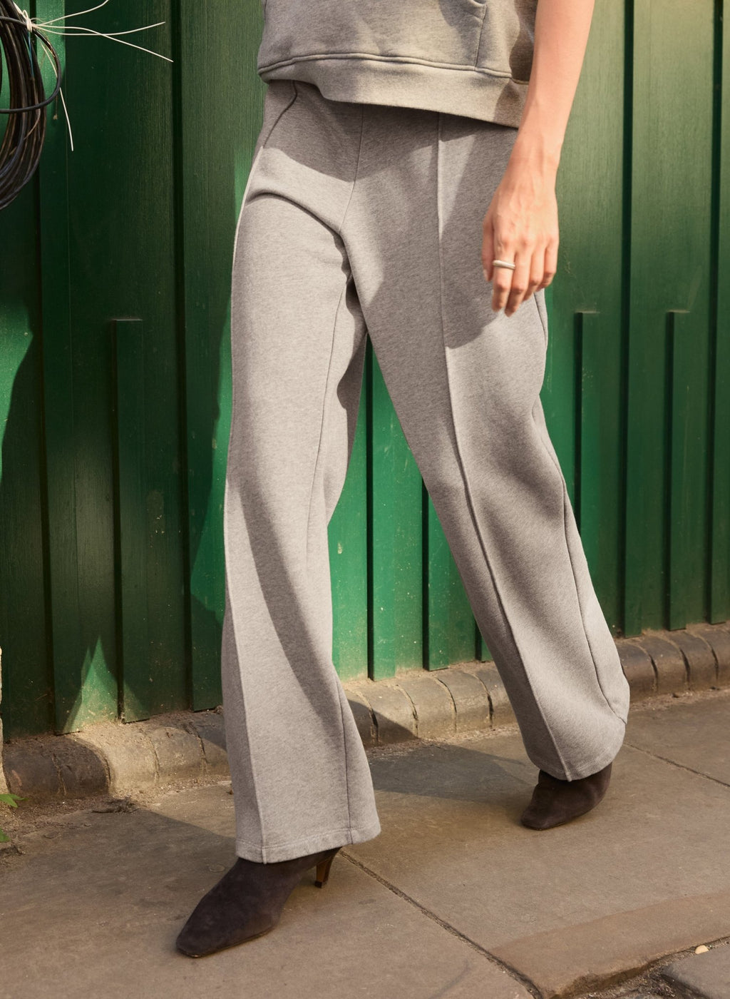 Bergan Organic Cotton Wide Leg Joggers - Grey Marl Baukjen