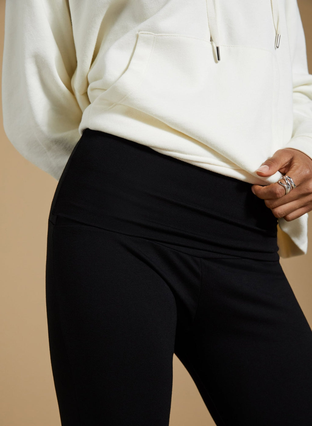 Bibii Flared Leggings - Caviar Black Baukjen