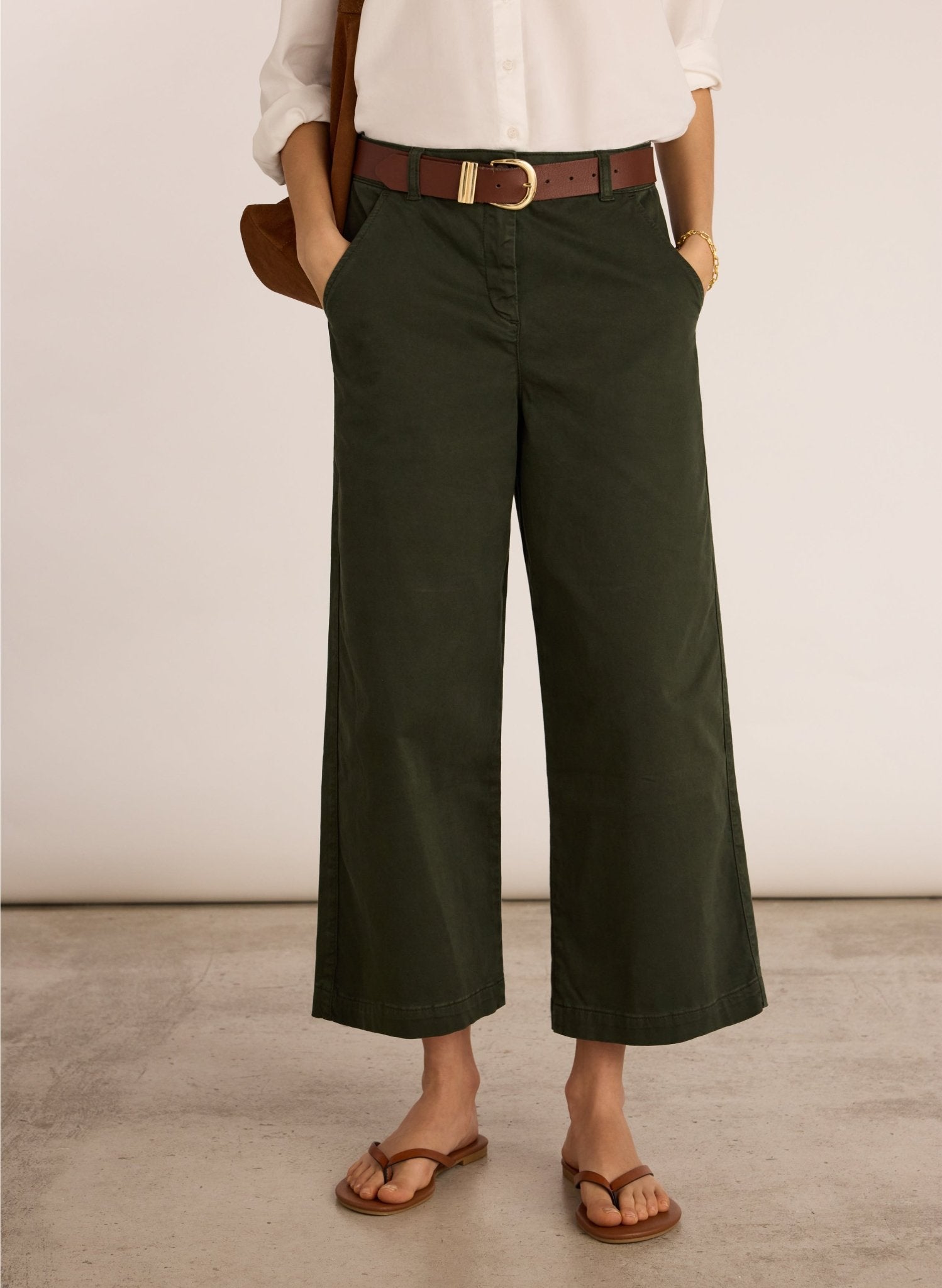 Brielle Organic Cotton Wide Leg Trousers - Deep Khaki Baukjen