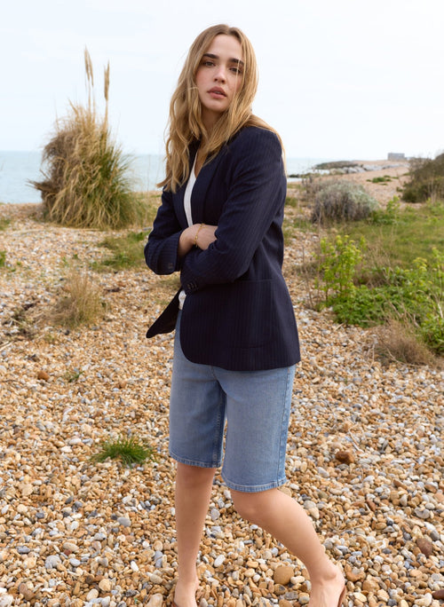 Britney Organic Cotton Stretch Denim Shorts - Light Indigo Baukjen