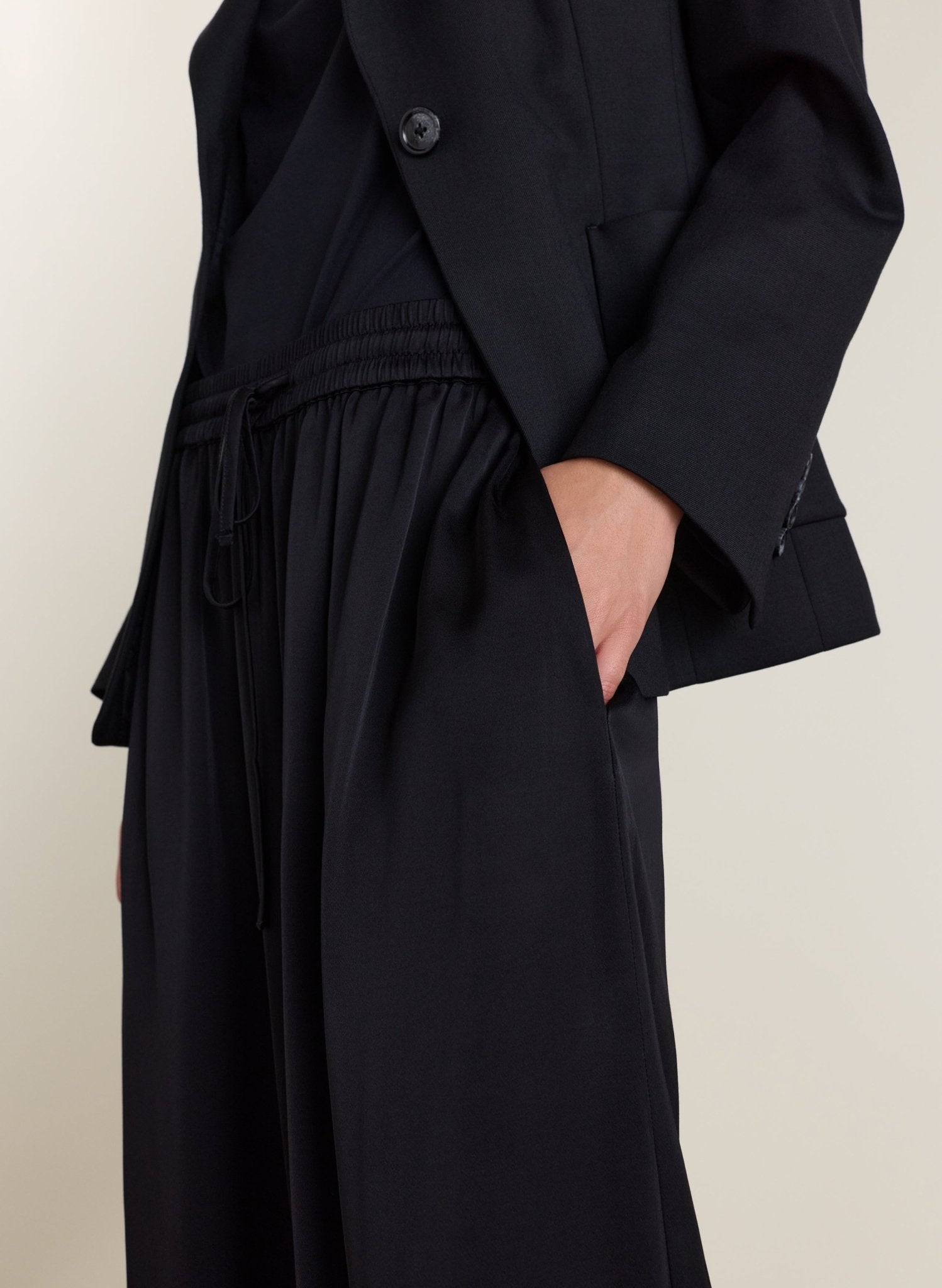 Brook Satin Balloon Trousers - Caviar Black Baukjen
