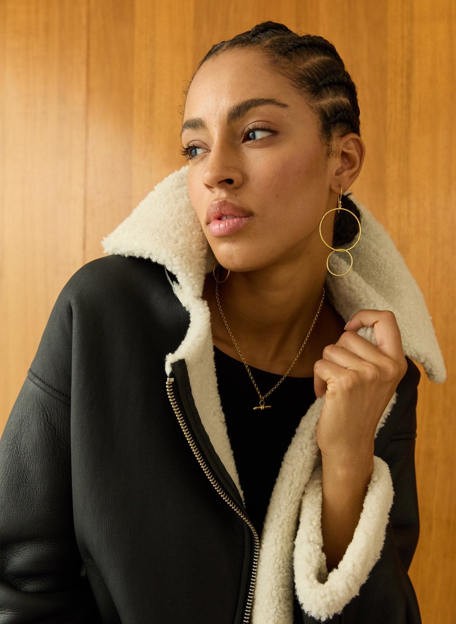 Carey Shearling Aviator Jacket - Black & Cream Baukjen