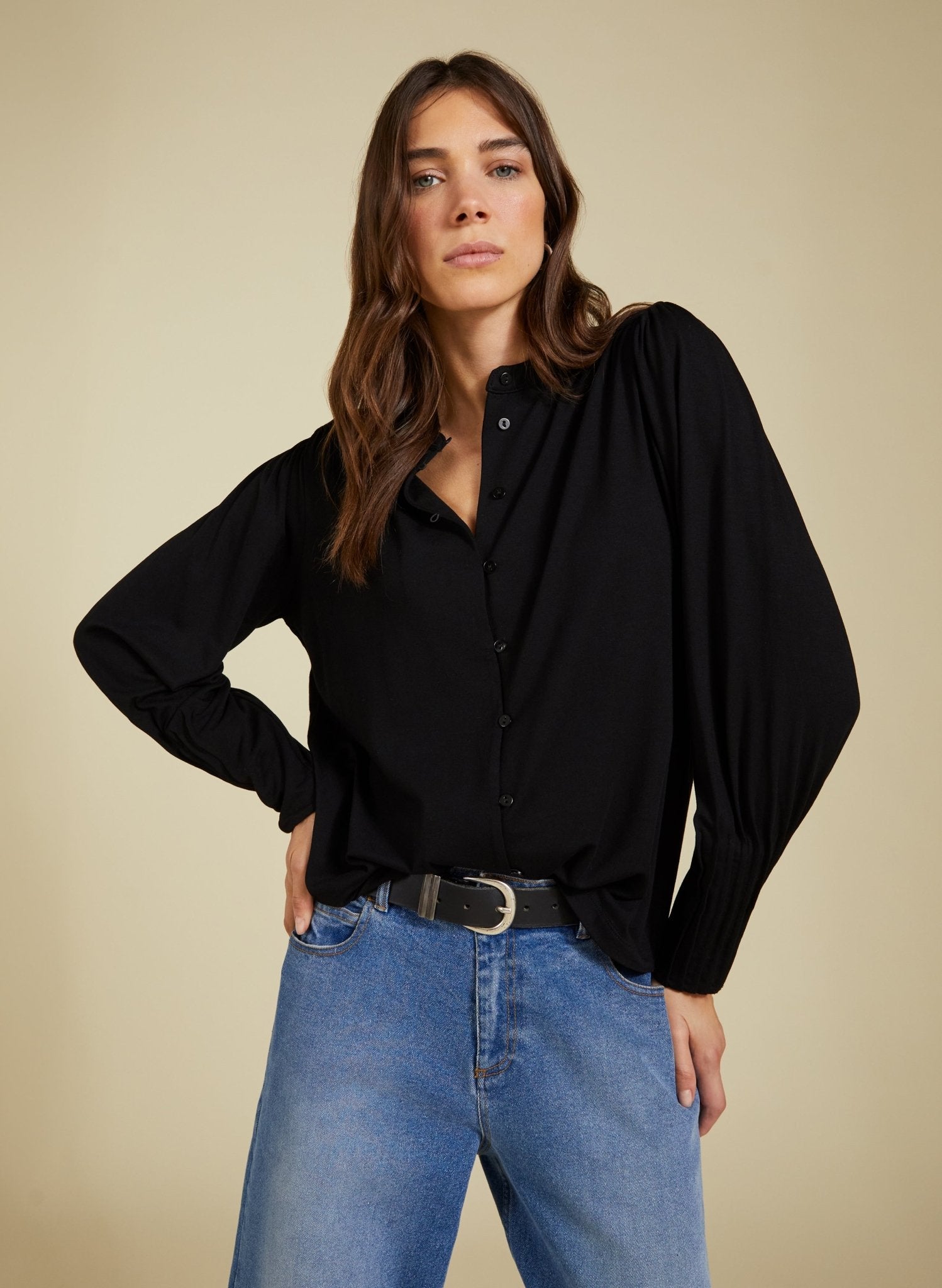 Caroline Button Detail Blouse - Caviar Black Baukjen