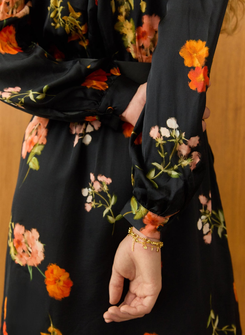 Cemile Printed Midi Dress - Black Floral Sprig Baukjen