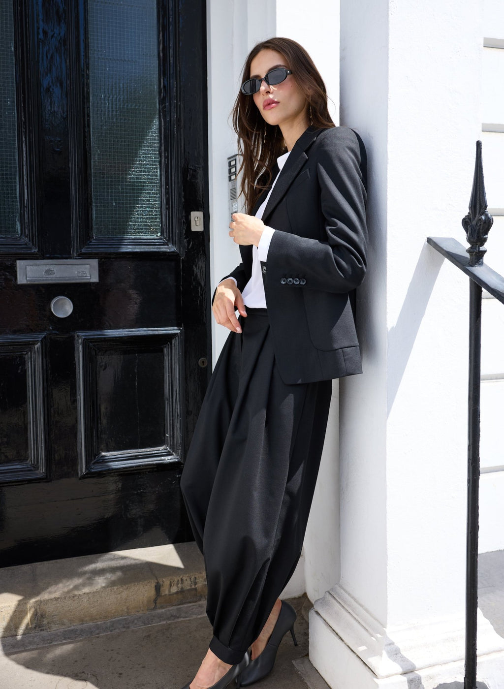 Ceren Tailored Balloon Trousers - Black Baukjen