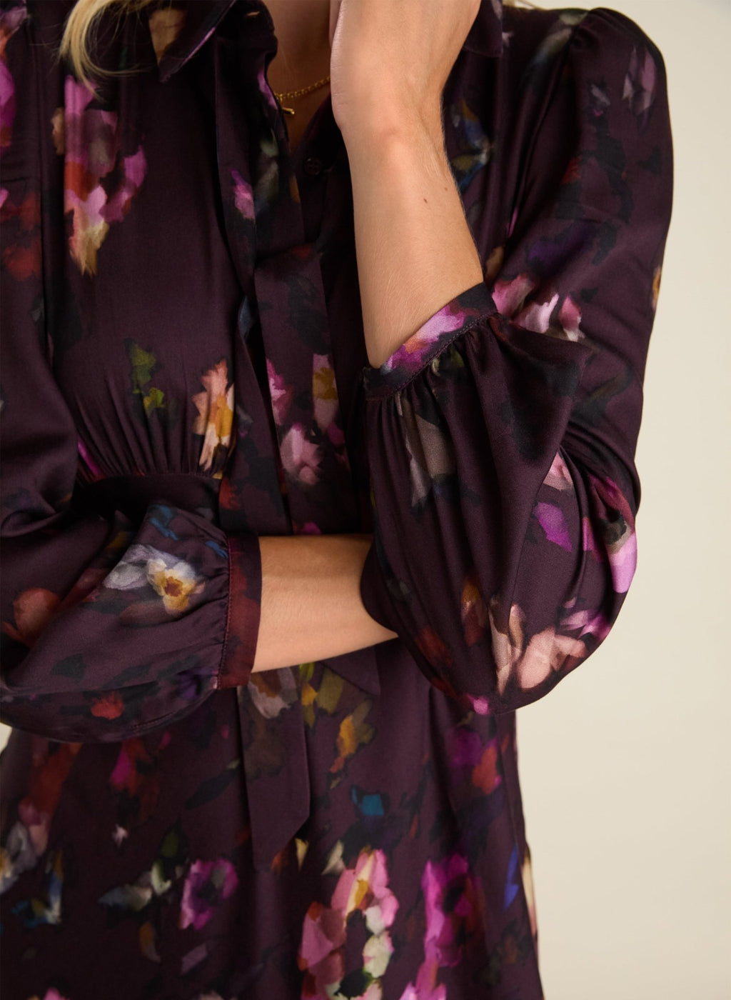 Charlotte Printed Midi Dress - Plum Watercolour Floral Baukjen