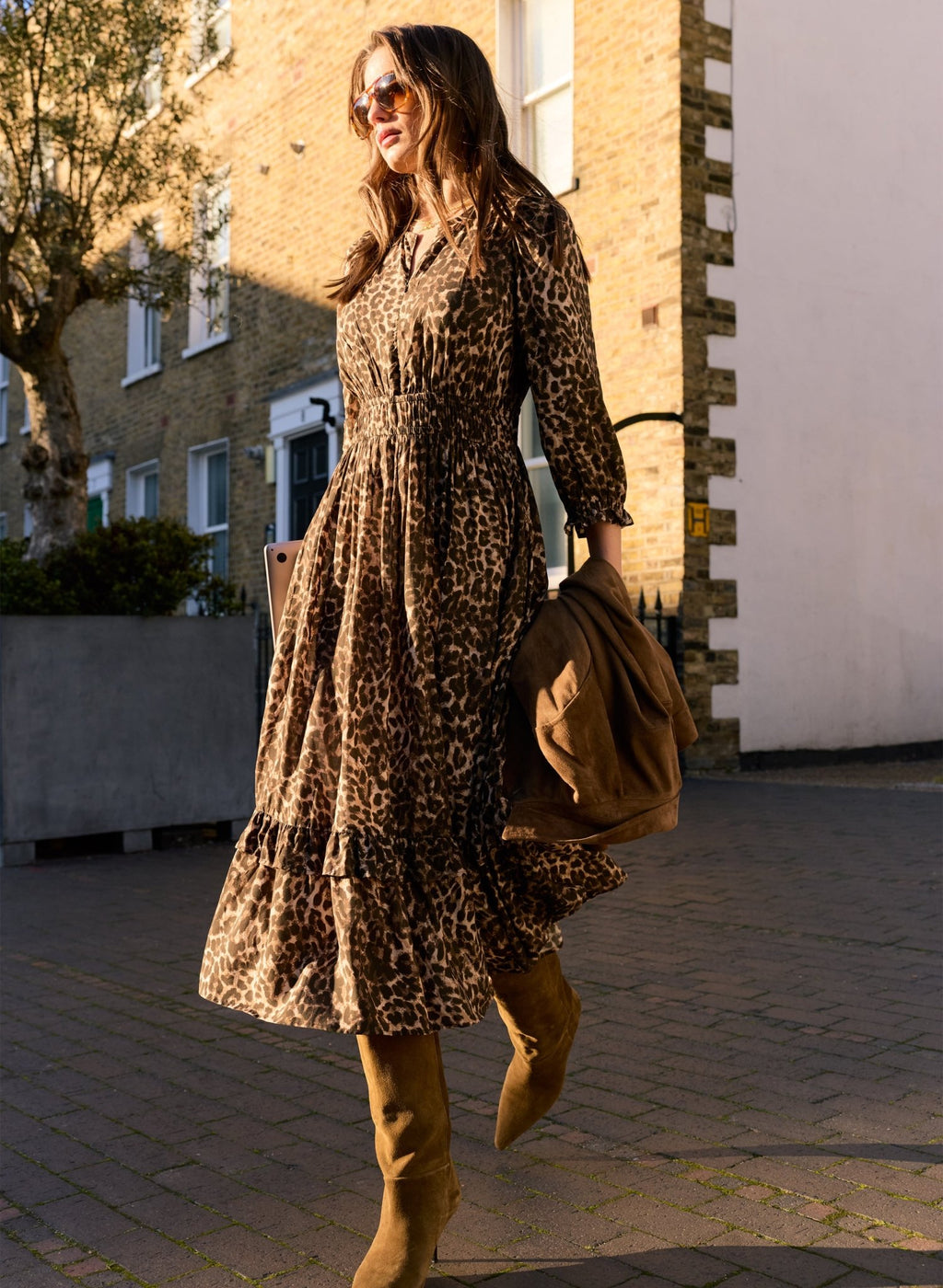Christine Printed Midi Dress - Caramel Leopard Baukjen