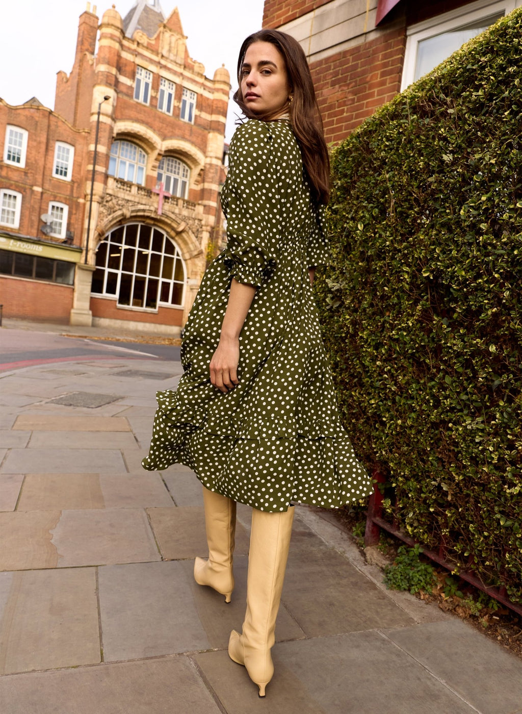 Christine Printed Midi Dress - Dark Olive Polka Baukjen