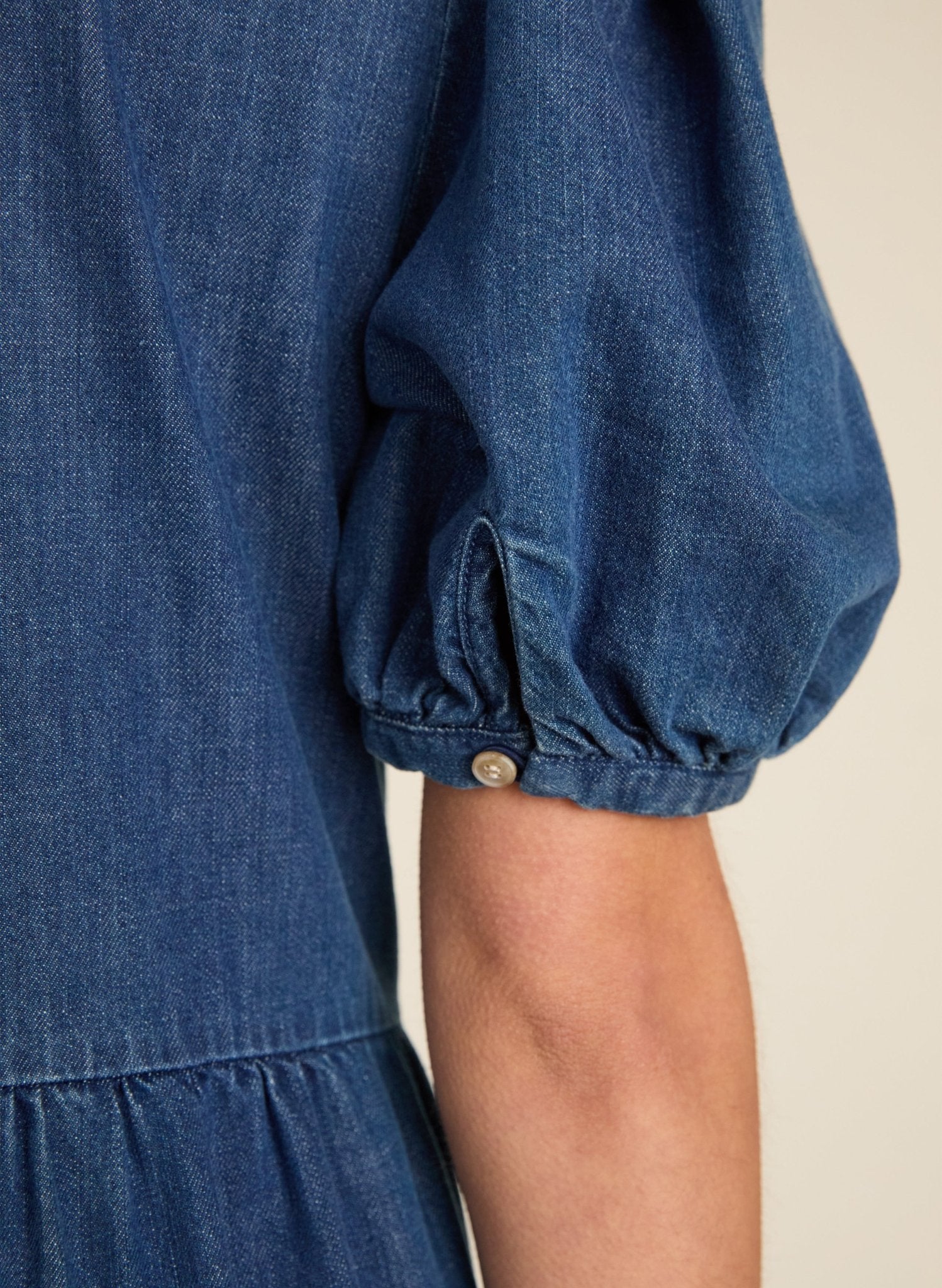 baukjen denim dress Connie Linen Dress - Indigo