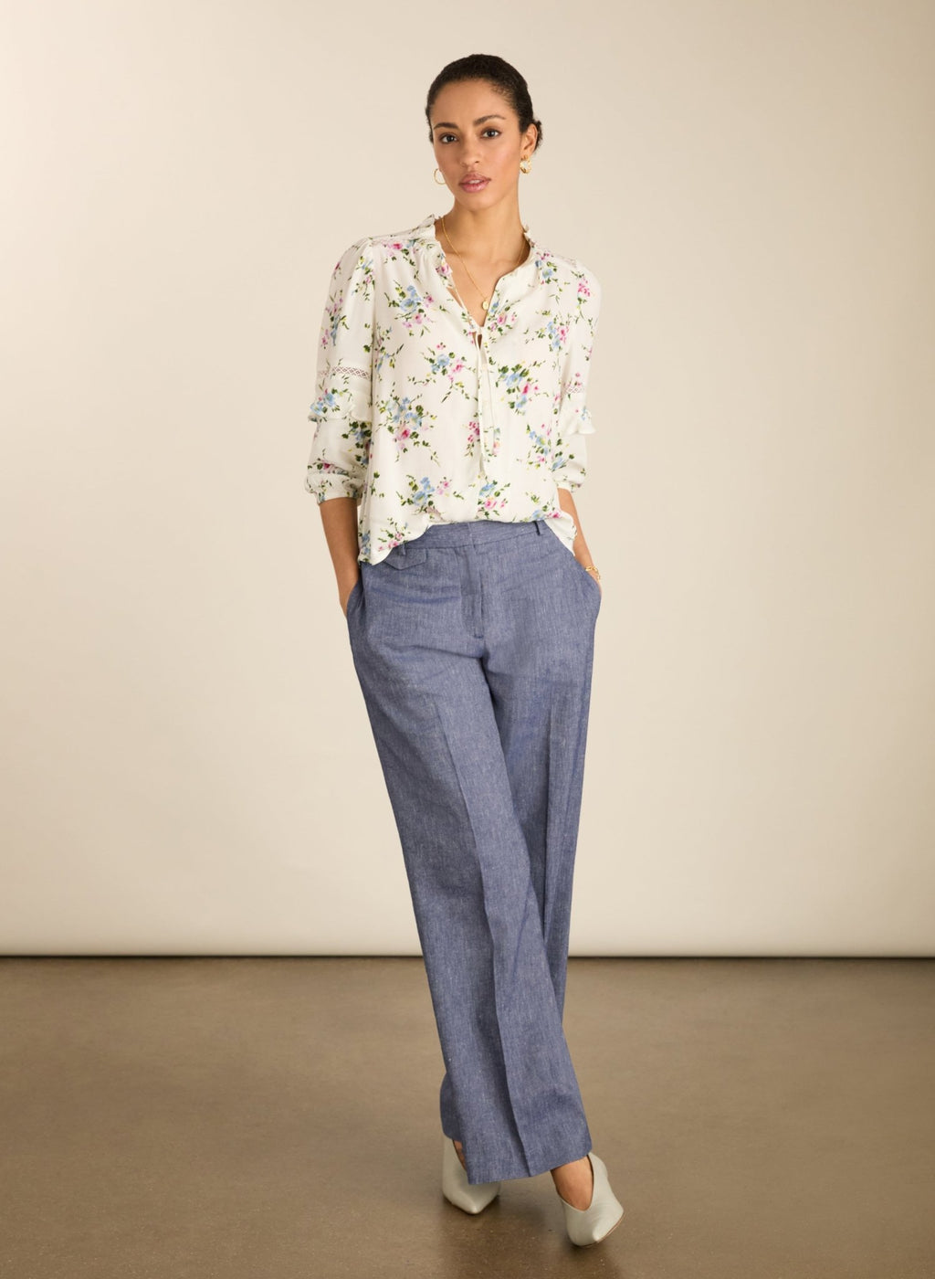 Clemenza Romantic Blouse - White Bouquet Baukjen