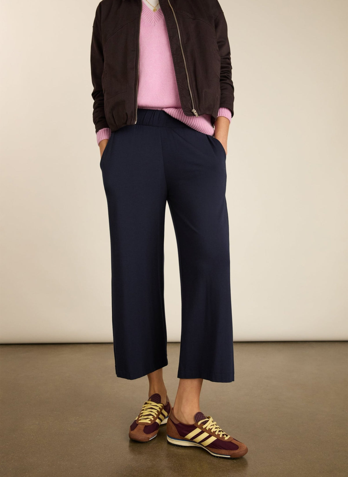 Cropped Palazzo Trousers - Classic Navy Baukjen