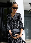 Daryl Printed Midi Dress - Black Polka Baukjen