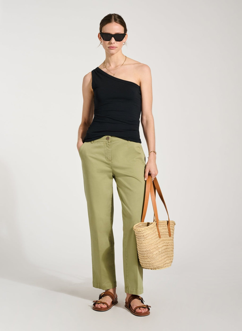 Delia Asymmetric Vest - Caviar Black Baukjen