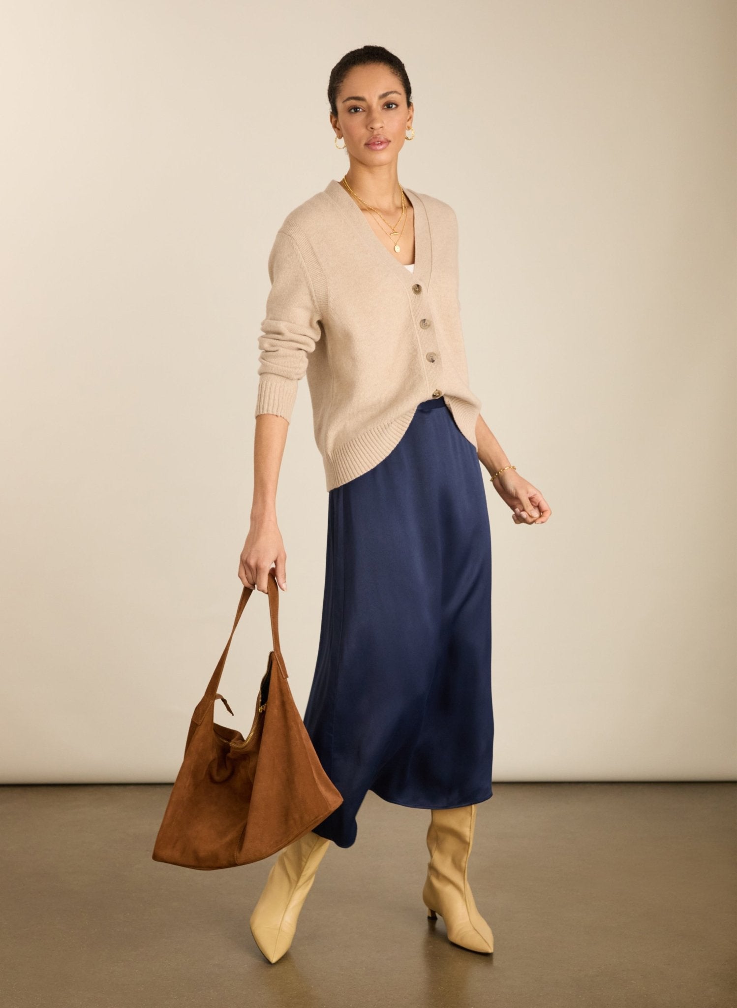 Doris Satin Slip Skirt - Classic Navy Baukjen