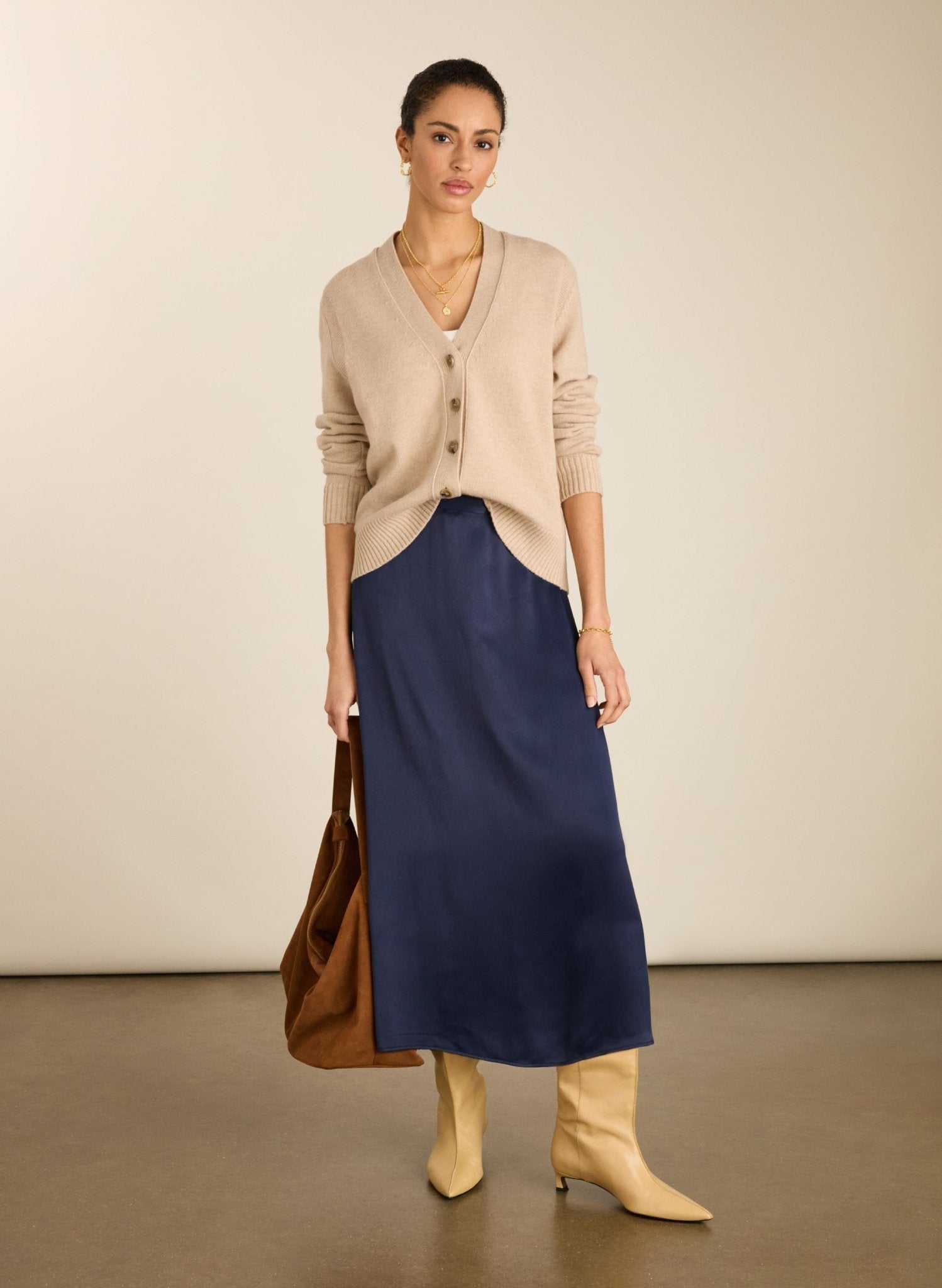 Doris Satin Slip Skirt - Classic Navy Baukjen