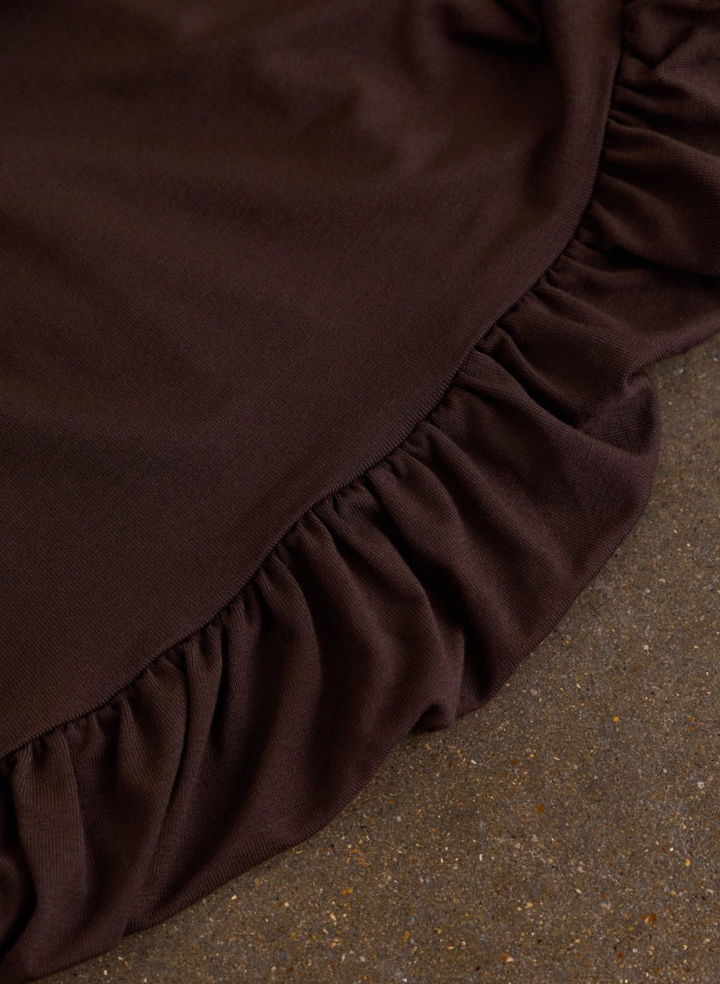 Eddy Bubble Hem Top - Dark Chocolate Baukjen