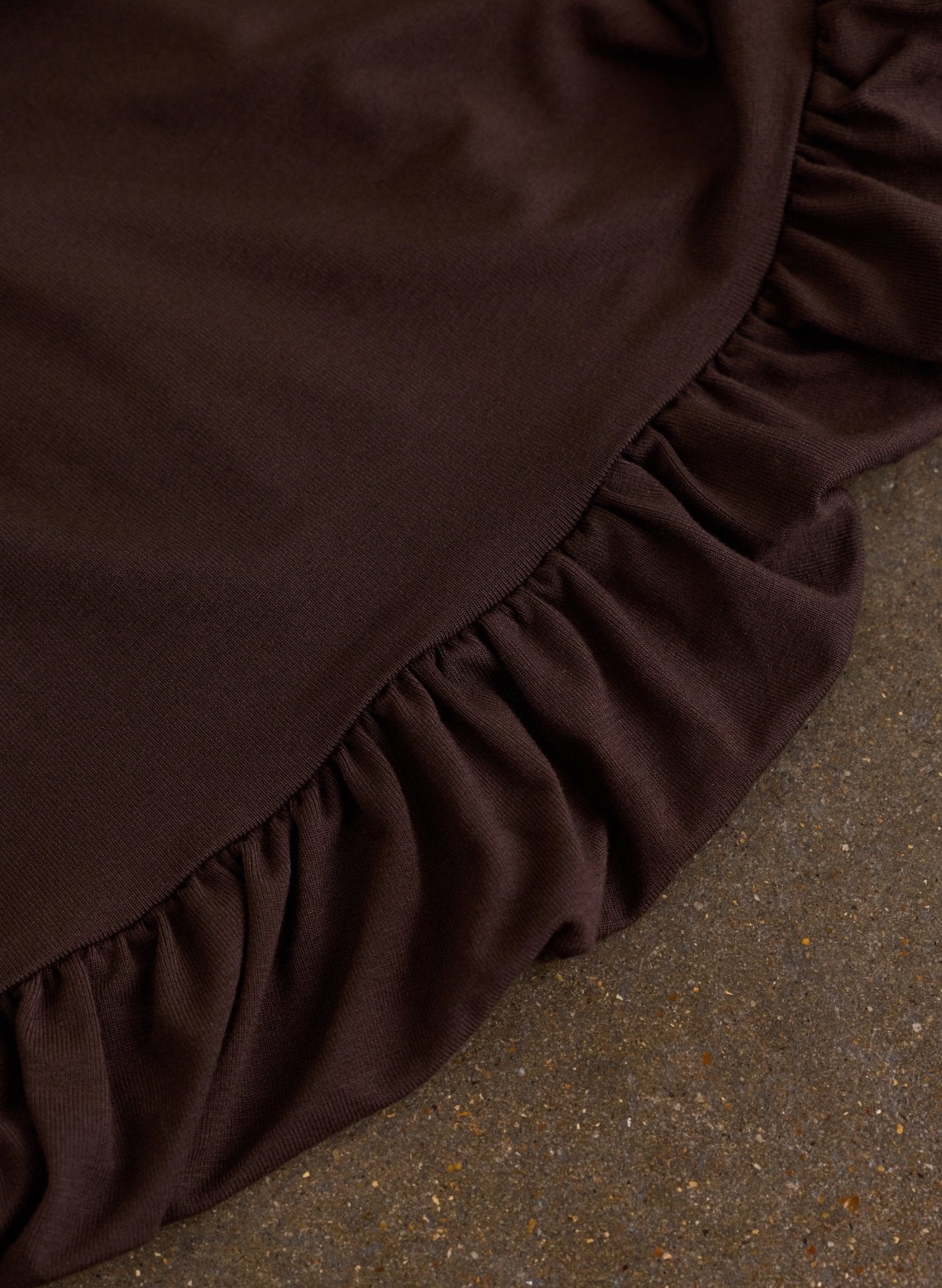 Eddy Bubble Hem Top - Dark Chocolate Baukjen