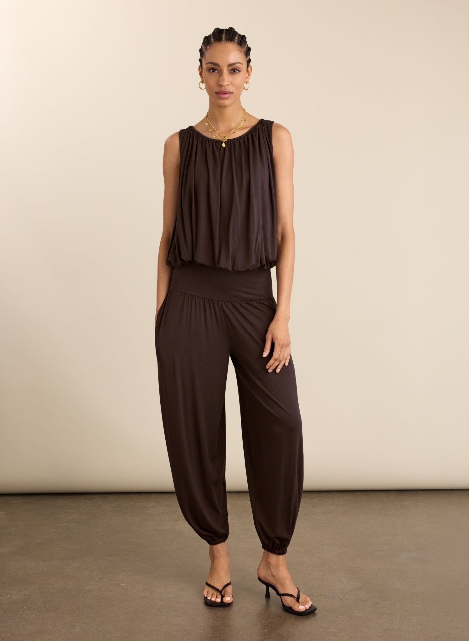 Eddy Bubble Hem Top - Dark Chocolate Baukjen
