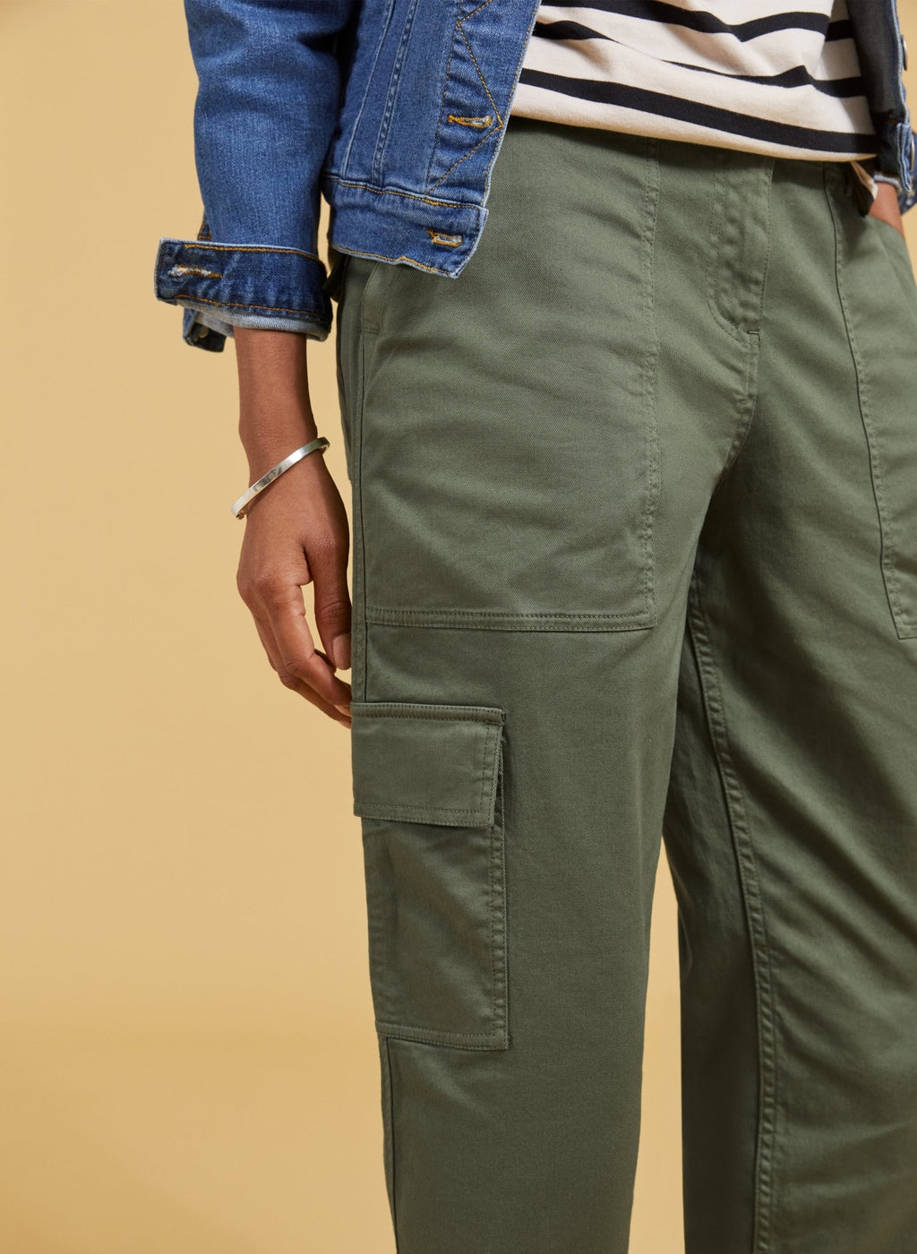 Edith Organic Cotton Cargos - Light Khaki Baukjen