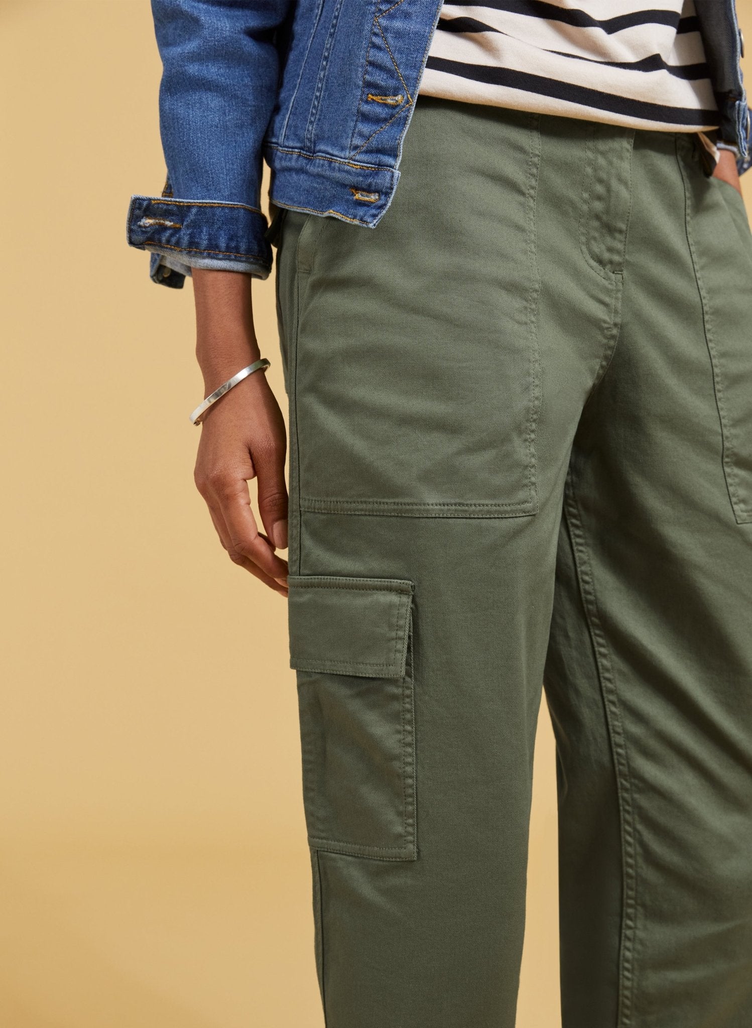 Edith Organic Cotton Cargos - Light Khaki Baukjen