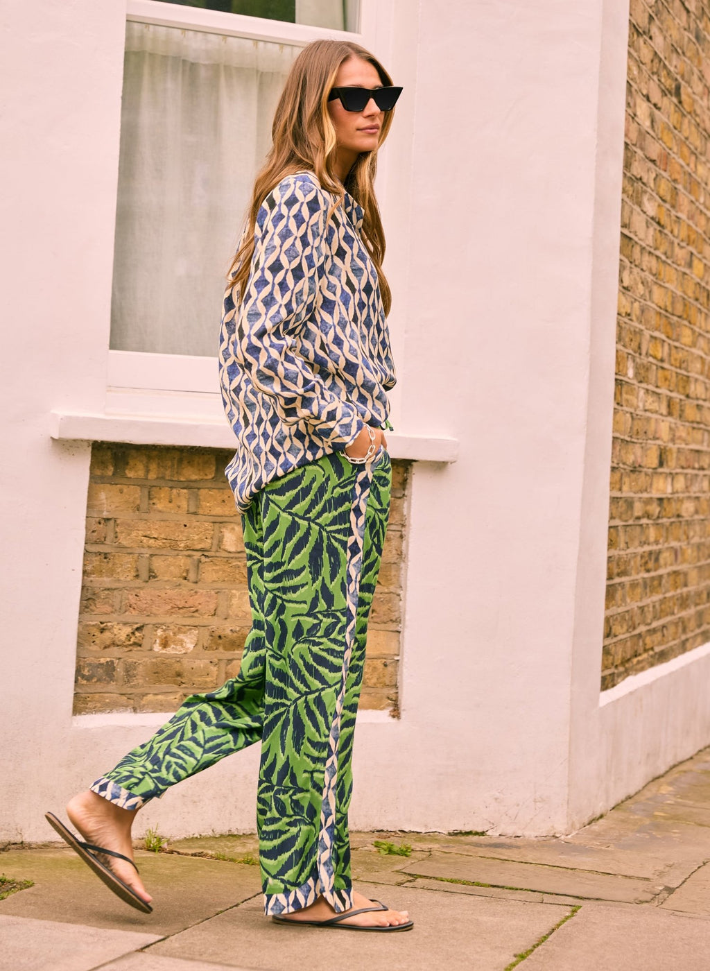Elin Trousers - Green Foliage Baukjen