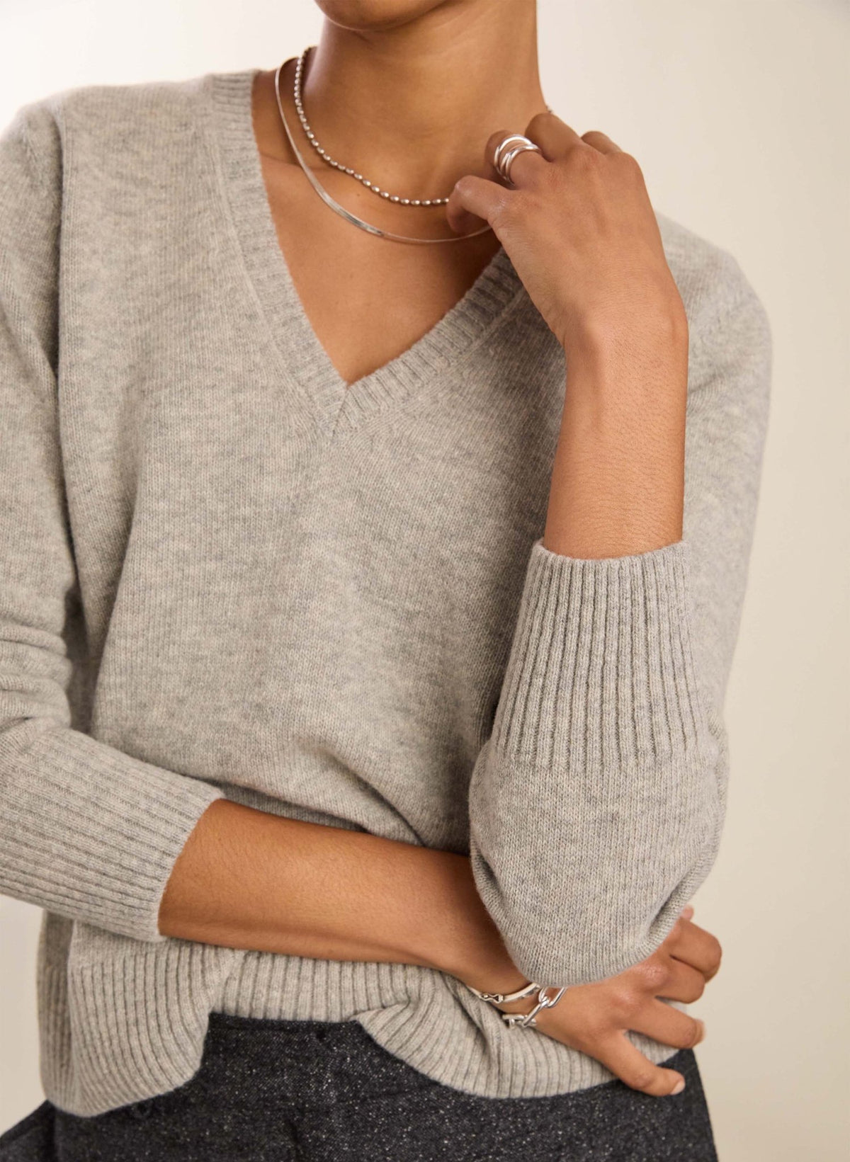 Emmeline Wool Blend V-Neck Jumper - Ash Marl Baukjen