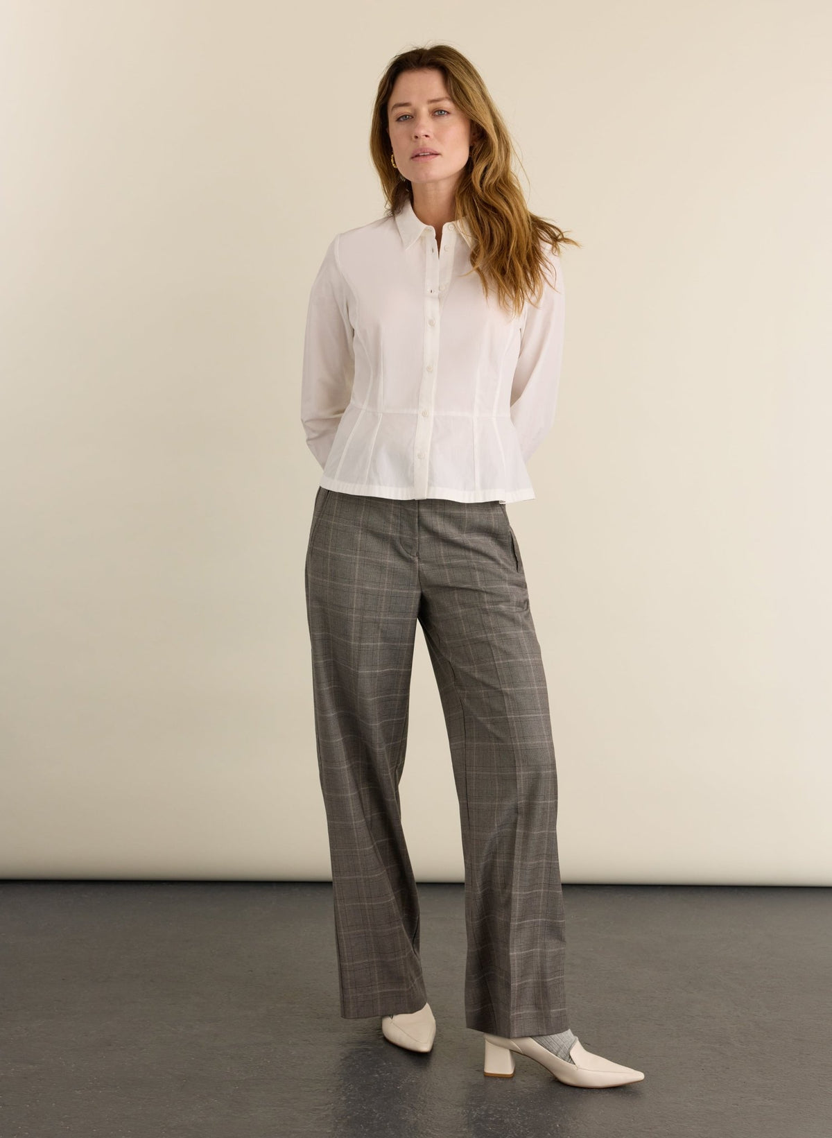 Essi Peplum Shirt - White Baukjen